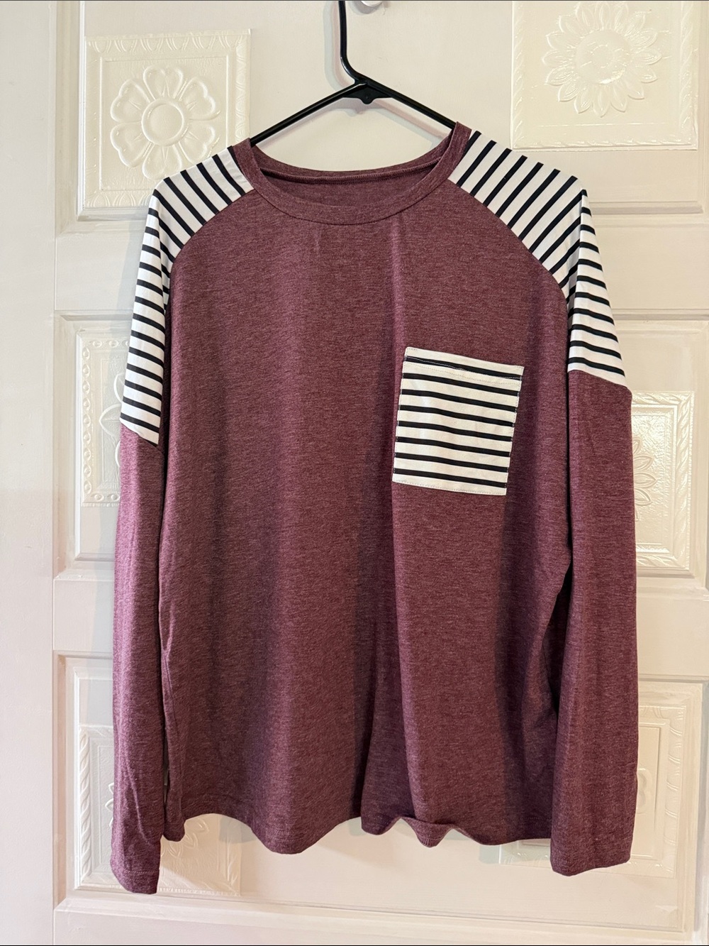 Long sleeve tee size xl.